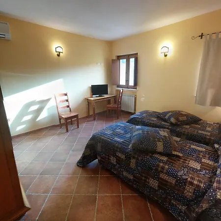 Passo Dei Briganti Farm stay *
